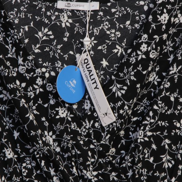 Cupshe Black and White Long Sleeve Ditsy Flowered Vine Mini Dress Size Small NWT - Picture 4 of 7